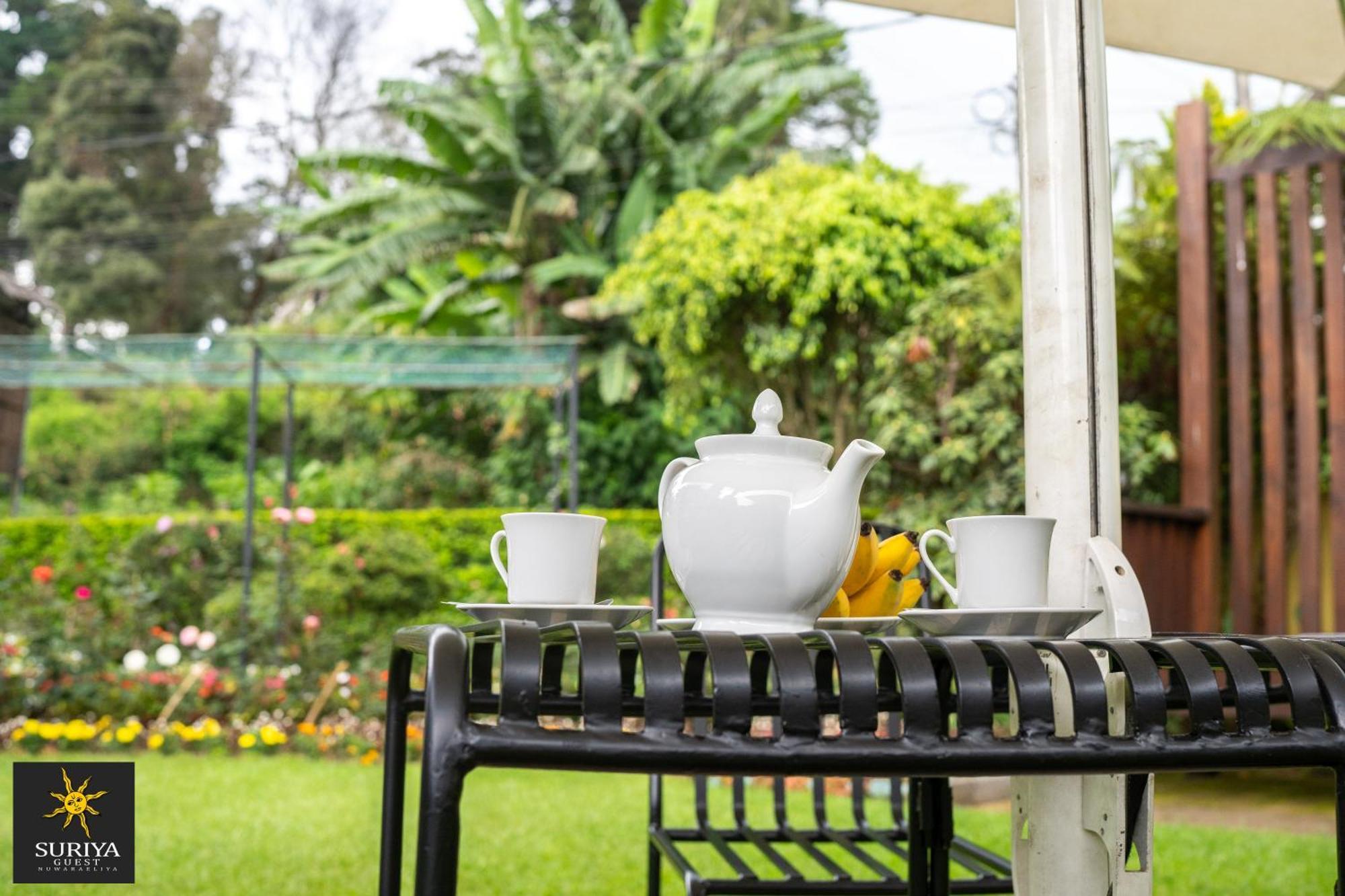 Hotel Suriya Guest Nuwara Eliya Esterno foto