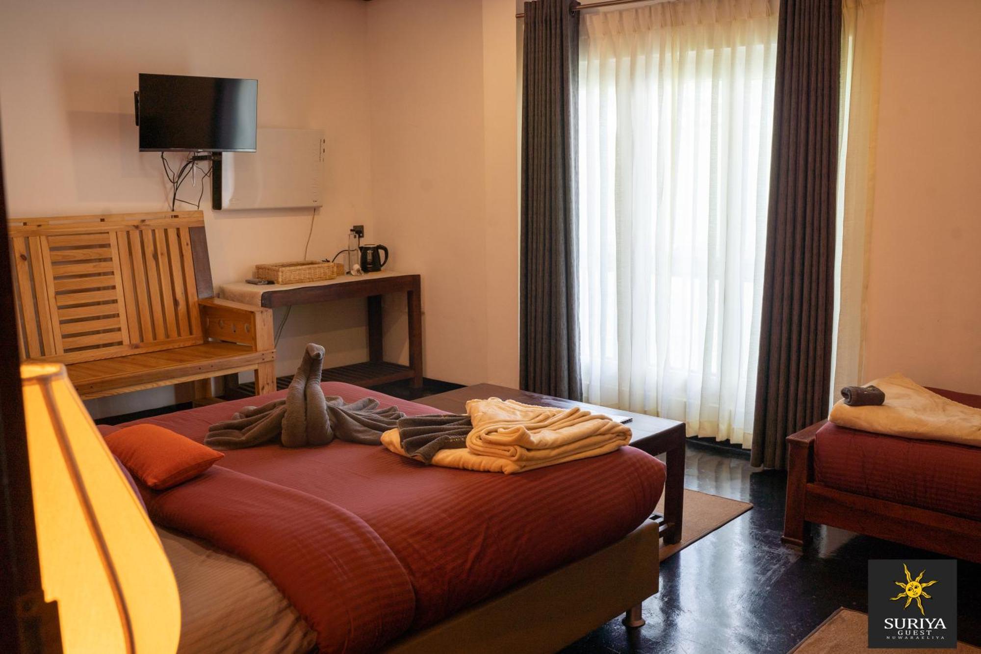 Hotel Suriya Guest Nuwara Eliya Esterno foto